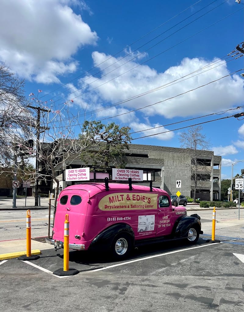 Milt & Edie's Drycleaners & Tailoring Center - Laundromat in CA 91505
