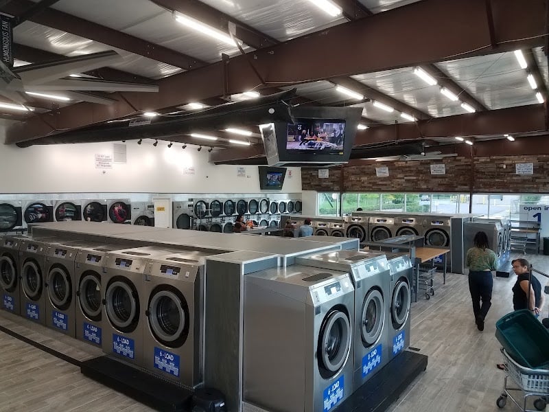 Monaco 24 Hour Coin Laundry - Laundromat in FL 32218