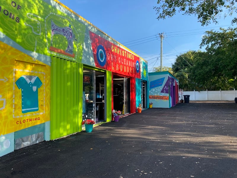 Mother and Daughter laundry - Laundromat in FL 33405
