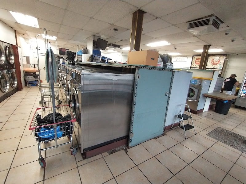Mountain laundry - Laundromat in CA 91104