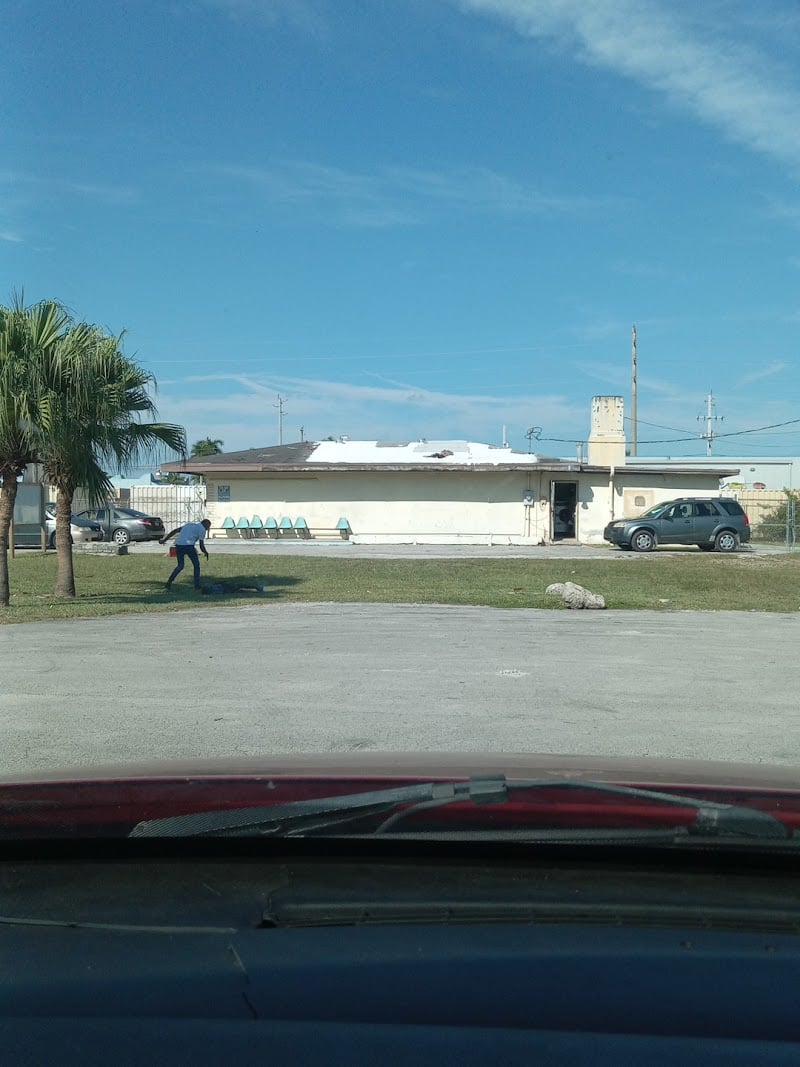 Mrs Kleen's Coin Laundry Inc - Laundromat in FL 33034