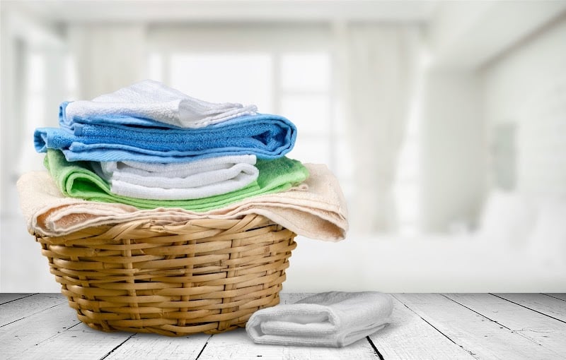 New Era Cleaners - Laundromat in CA 91202