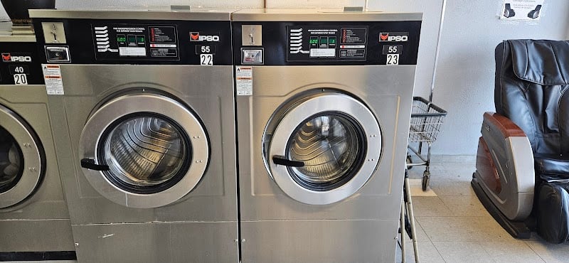 Newhall Coin Laundry - Laundromat in CA 91321