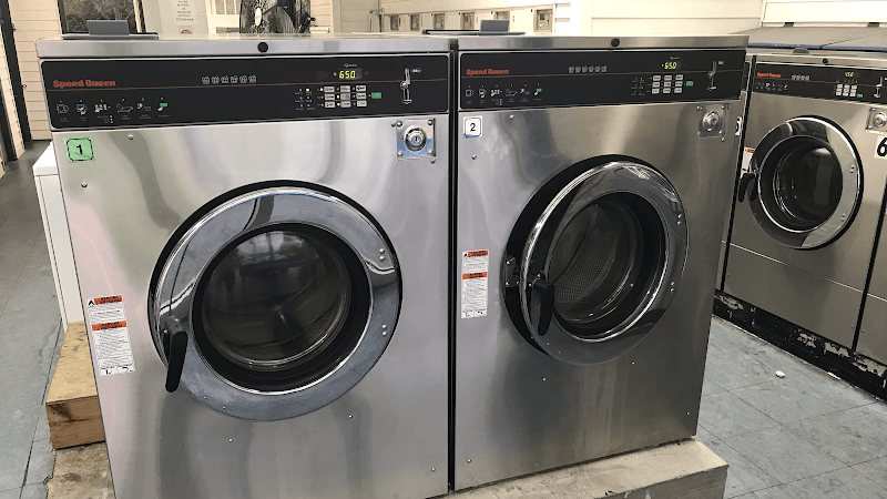 Park and Starkey Coin Laundromat - Laundromat in FL 33777
