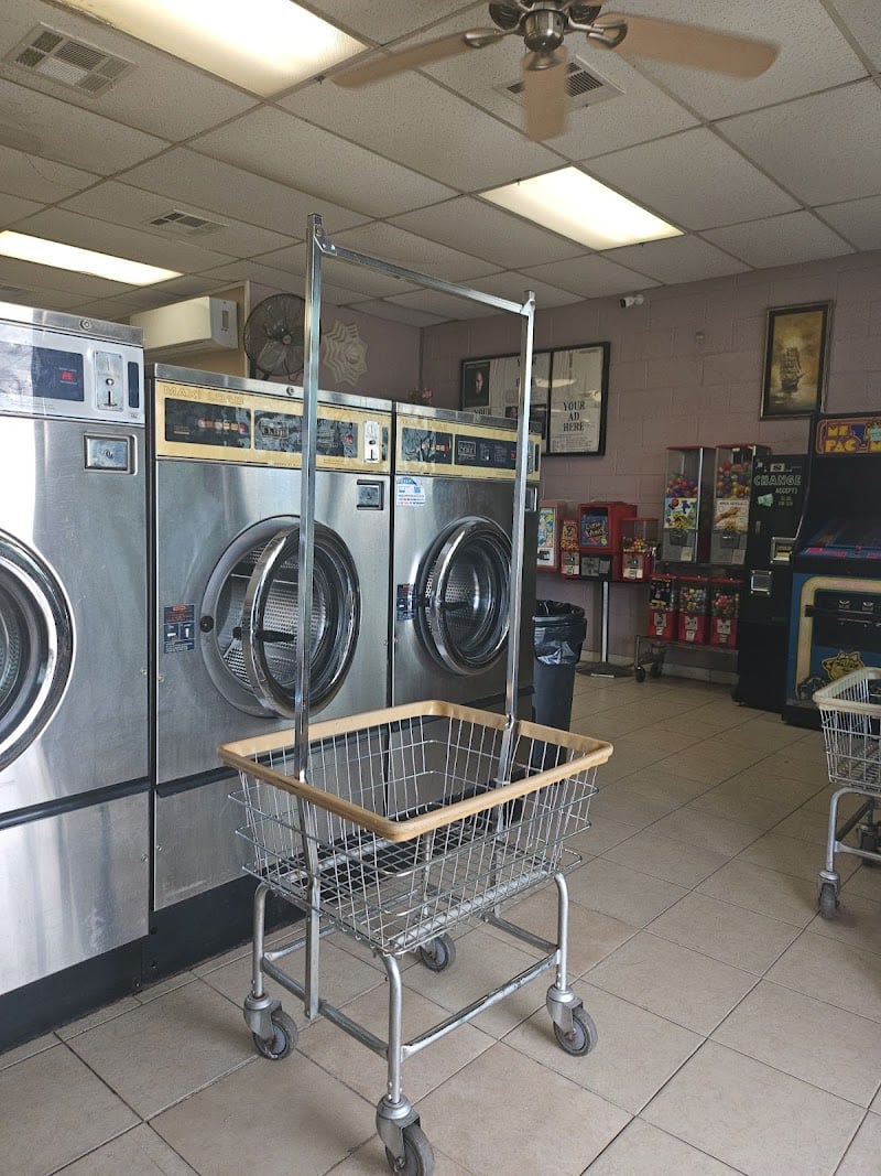 Pearland Washateria - Laundromat in Pearland
