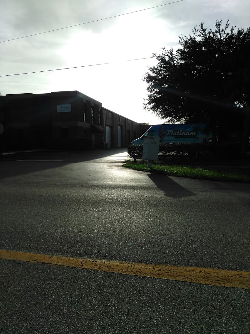Platinum Dry Cleaning & Delivery - Laundromat in FL 34104