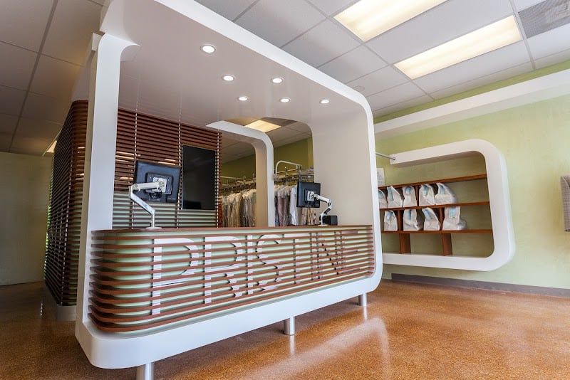 Pristine Fine Dry Cleaners - Laundromat in FL 34102