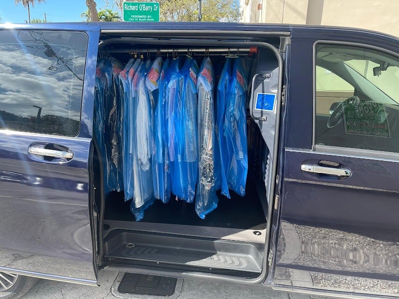 Puritan Cleaners & Laundry - Laundromat in FL 33143