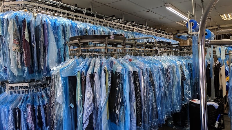 Quality Cleaners - Laundromat in FL 32751