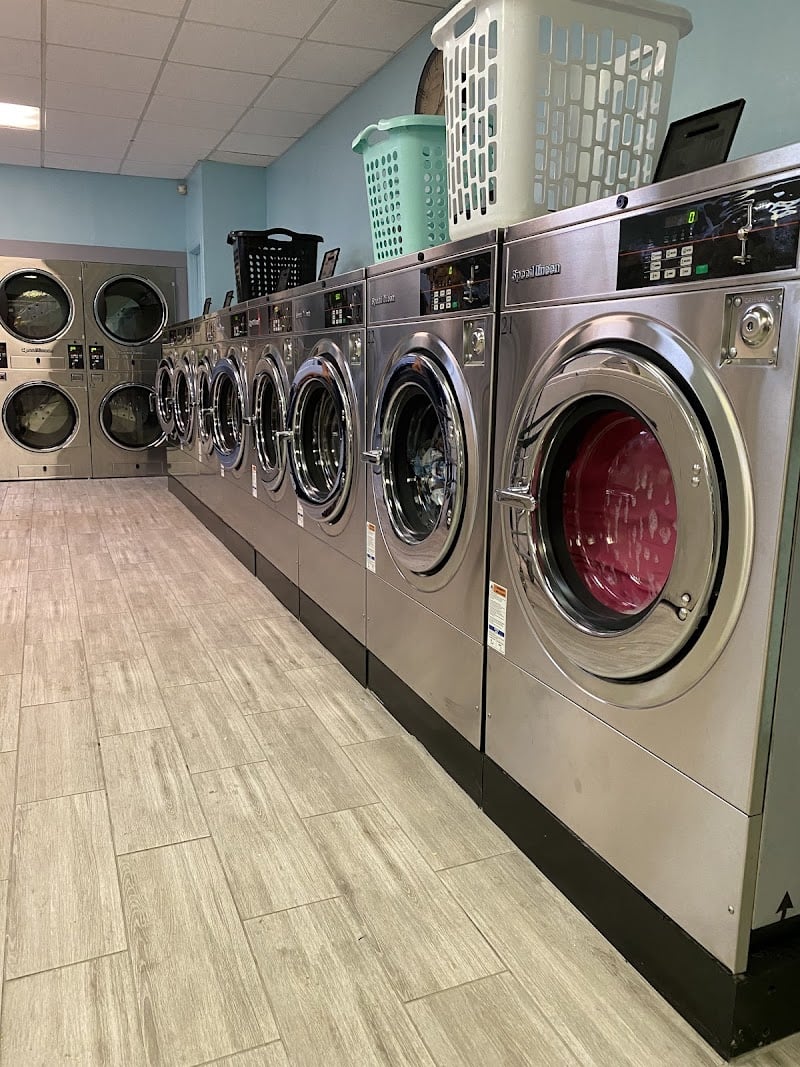 Rain Or Shine Laundry - Laundromat in FL 32211