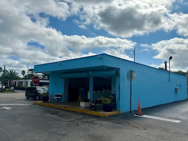 Rainbow Laundry - Laundromat in FL 33305