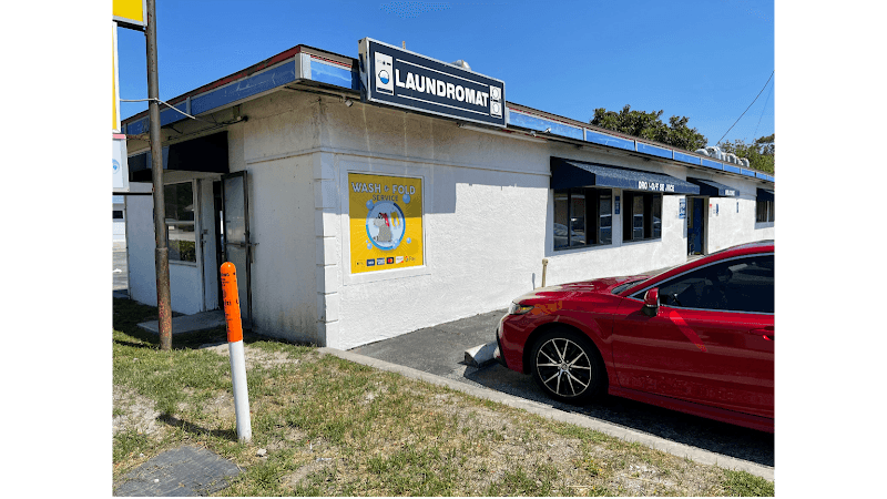 Ray's Laundromat - Laundromat in FL 34205