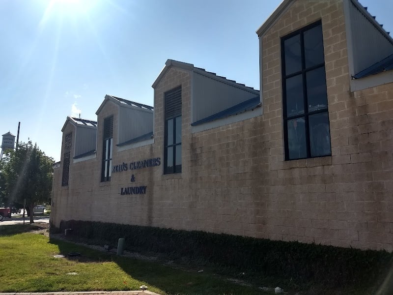 Reid's Cleaners & Laundry - Laundromat in Round Rock