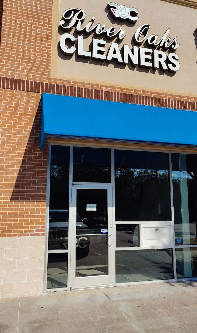 River Oaks Cleaners - Laundromat in Sugar Land
