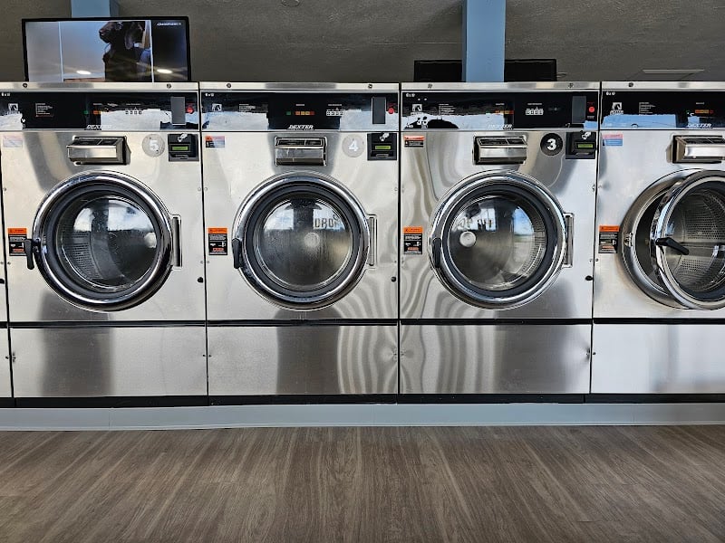 Rogers'rain Barrel Laundromat - Laundromat in FL 34482