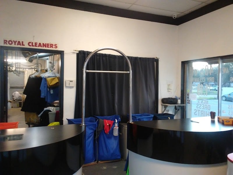 Royal Cleaners - Laundromat in McKinney