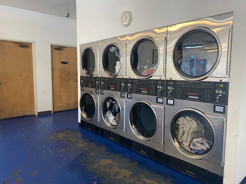Sams Wash - Laundromat in Denton