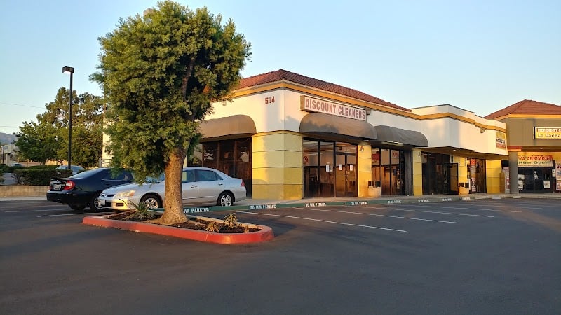 Saturn Cleaners - Laundromat in CA 92882