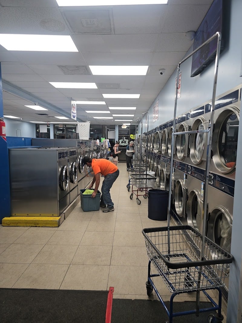 Seffner Coin Laundry - Laundromat in FL 33584