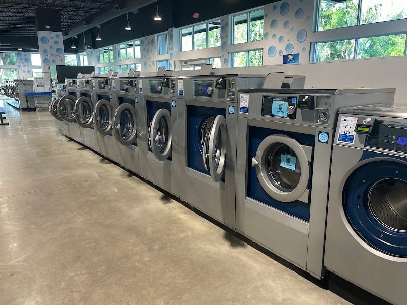 Señor Bubbles Laundromat - Laundromat in FL 32607