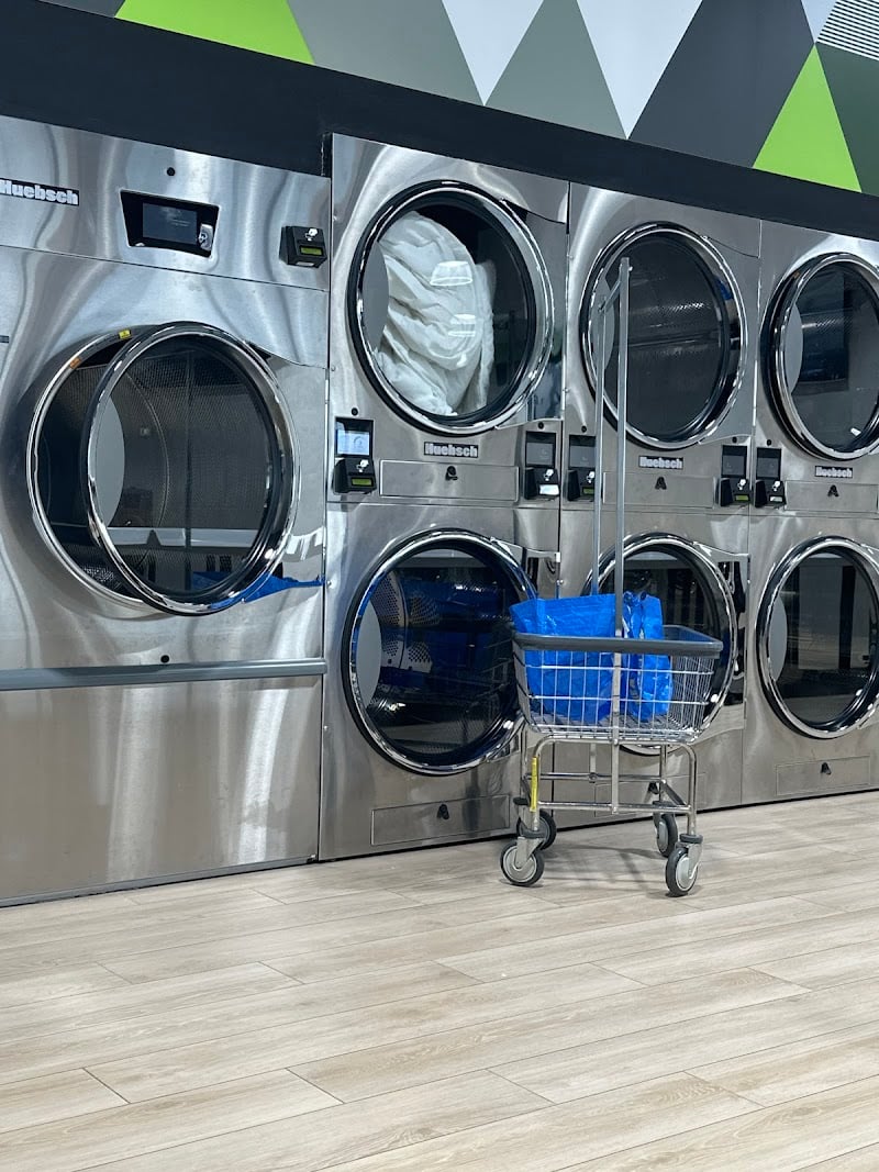 Smart Wash Laundry - Laundromat in Spring