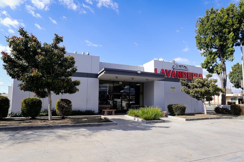 Sparklean Laundry - Laundromat in CA 90201