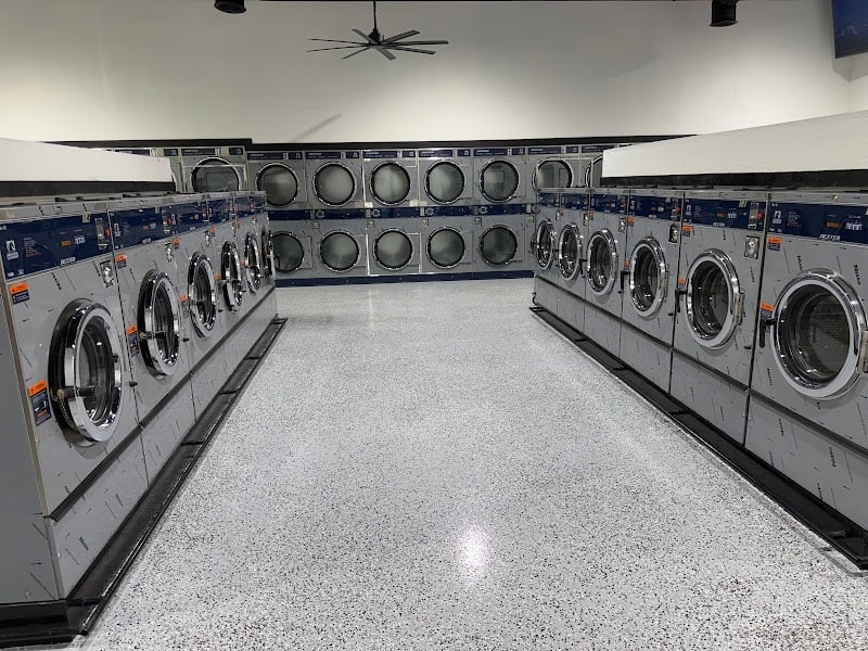 Splash Laundromat - Laundromat in Longview
