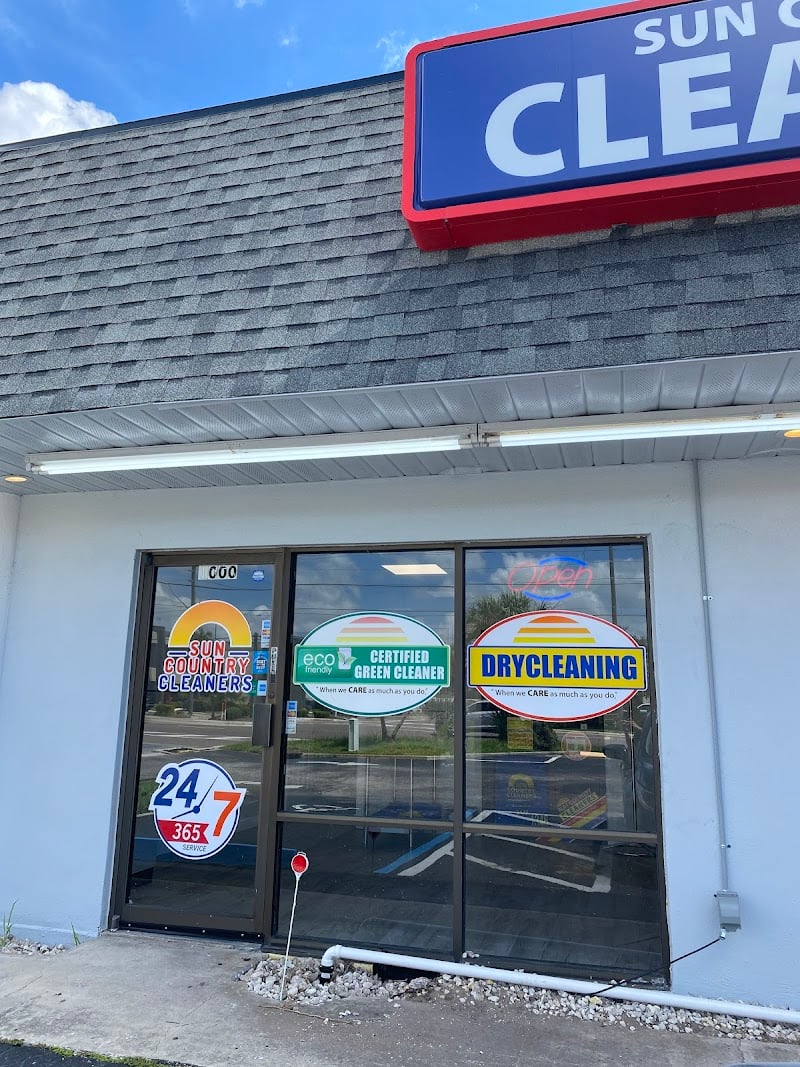 Sun Country Cleaners Inc - Laundromat in FL 33707