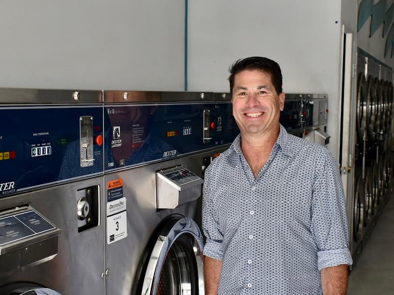 Super Wash and Fold - Laundromat in CA 94608