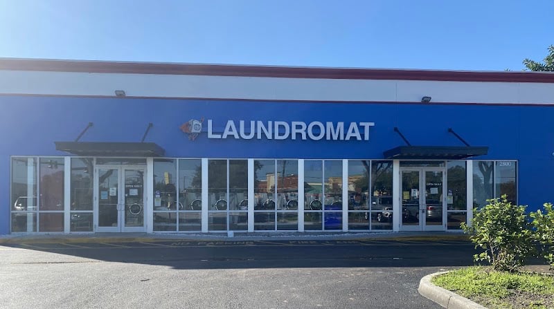 SuperMatt Laundromat - Laundromat in FL 34741