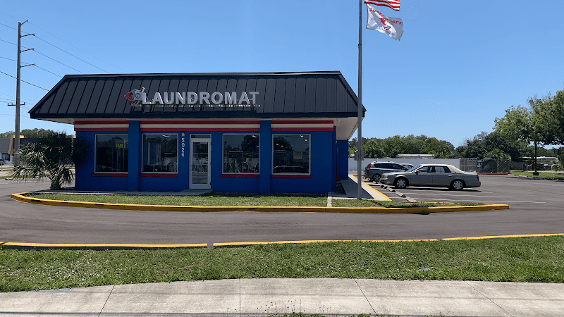 SuperMatt Laundry - Laundromat in FL 34203
