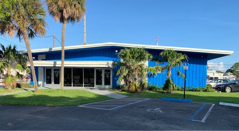 SuperMatt Laundry - Laundromat in FL 33060