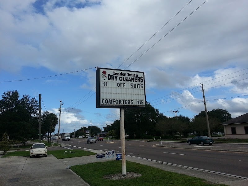 Tender Touch Dry Cleaners - Laundromat in FL 33881