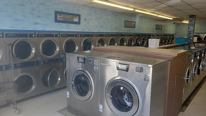 The Wash Factory - Laundromat in CA 91351