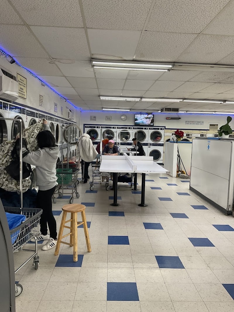 Thrifty Wash - Laundromat in CA 95207