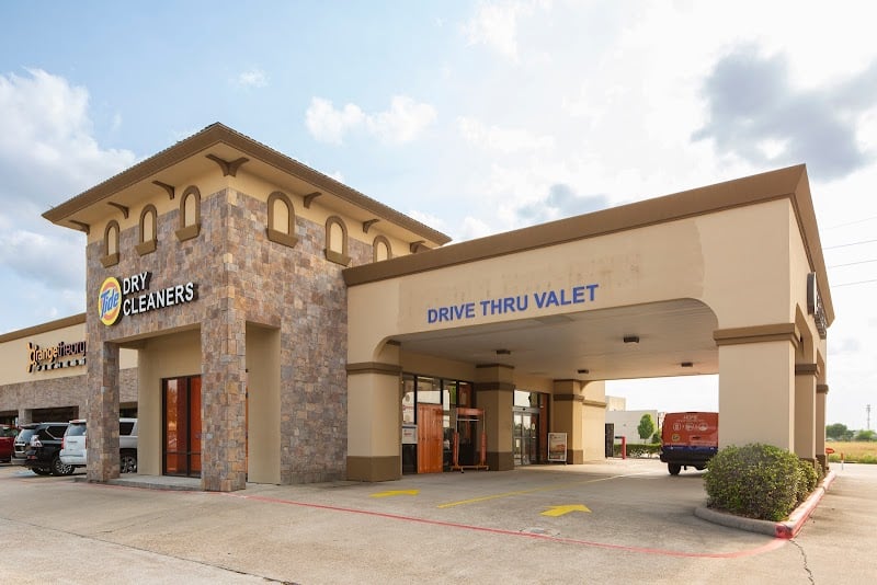 Tide Cleaners - Laundromat in Pearland