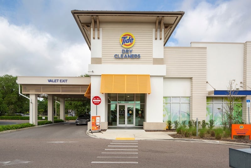 Tide Cleaners - Laundromat in FL 33596