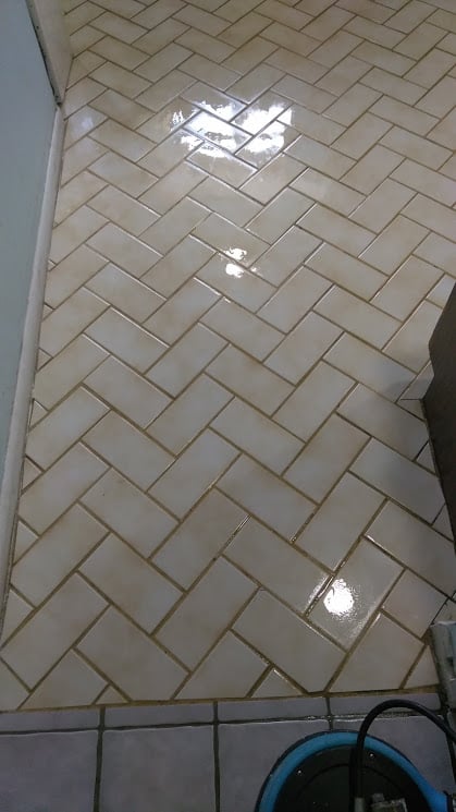 Tops Carpet and Tile Cleaning Inc. - Laundromat in FL 33484