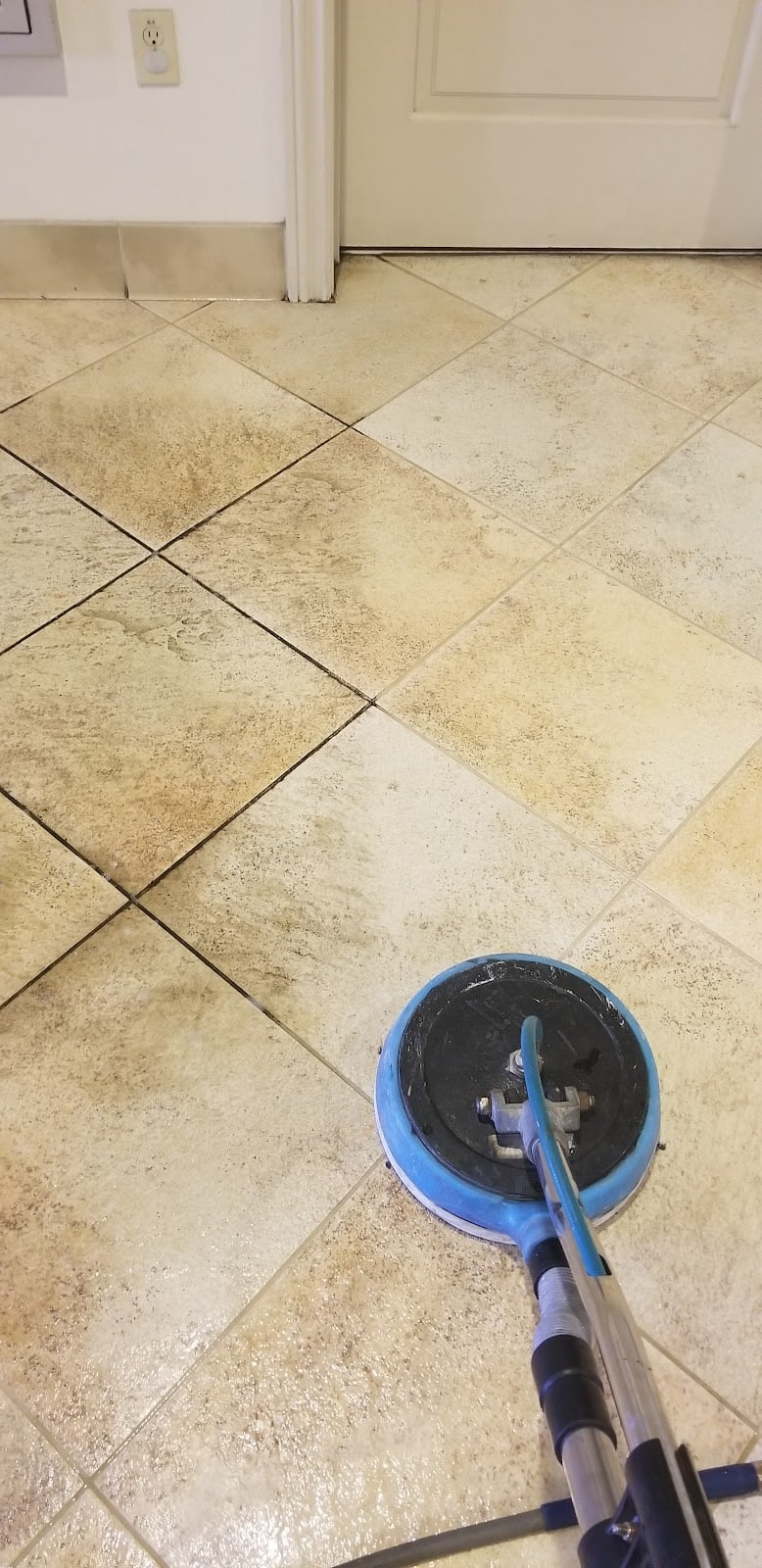 Ultra Carpet Cleaning Services - Laundromat in CA 92704