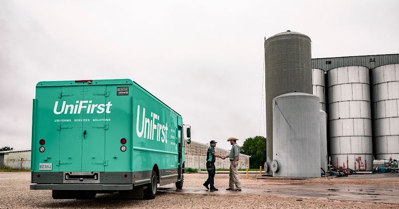 UniFirst Uniform Services - Waco - Laundromat in Hewitt