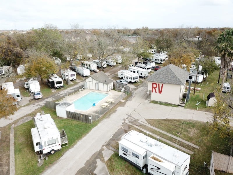 USA RV Park & Laundromat - Laundromat in Sugar Land