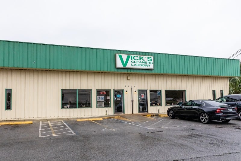 Vick's Cleaners - Laundromat in FL 32505