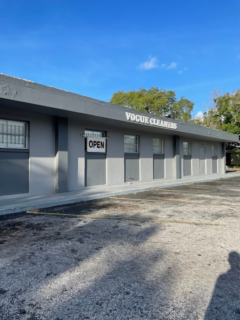 Vogue dry Cleaners - Laundromat in FL 33712