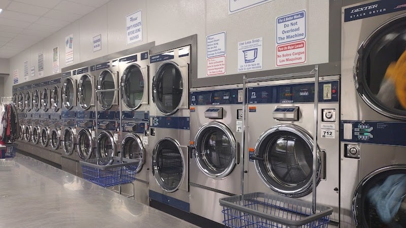 WASHDAY LAUNDRY - Laundromat in Tyler