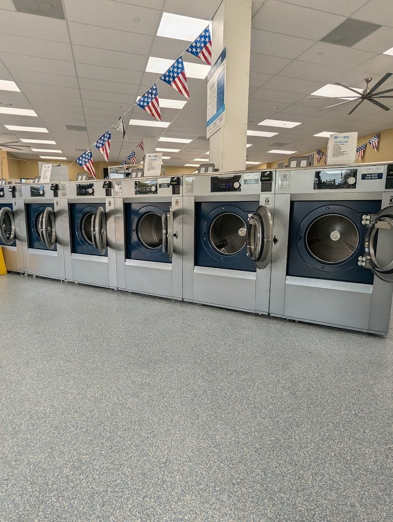 Wavemax Laundry Moreno Valley - Laundromat in CA 92553