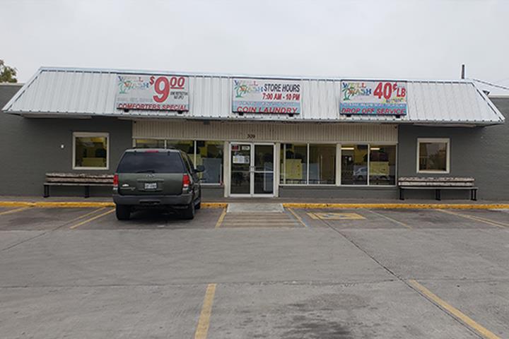 We'll Wash Laundromat - Park St. - Laundromat in Laredo