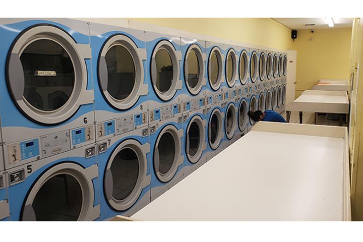 We'll Wash Laundromat - Springfield Ave - Laundromat in Laredo
