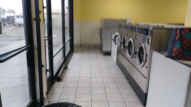 Xpress Wash & Dry - Laundromat in CA 93304