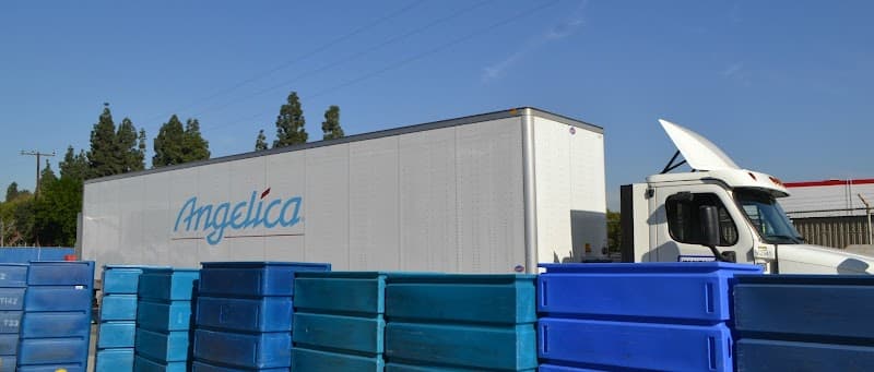 Angelica - Laundromat in CA 93706