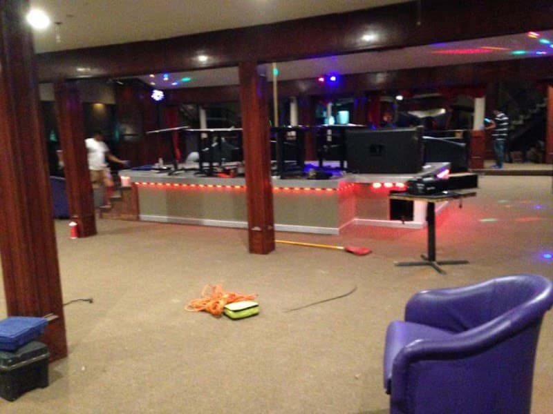 CNS Carpet and Floorings - Laundromat in Houston